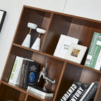 Bibliothèque avec portes